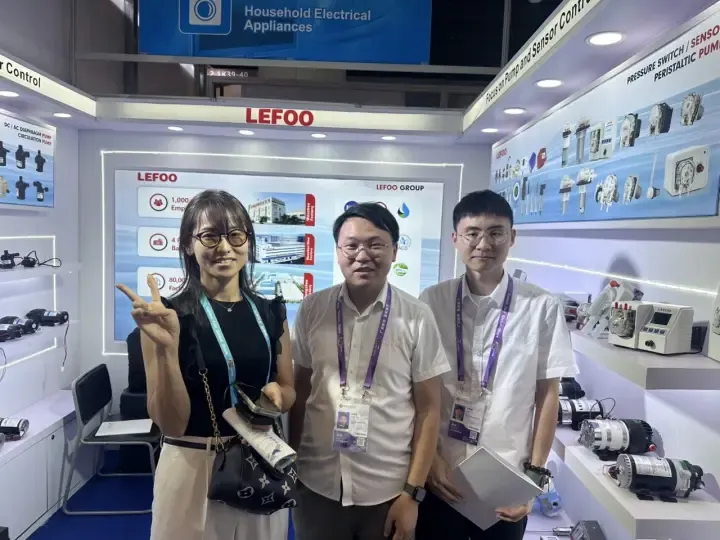 lefoo-connects-with-50-customers-from-20-countries3.png